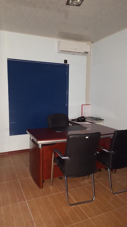 White City Inn Gaborone Esterno foto