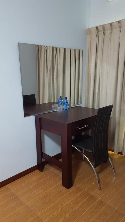 White City Inn Gaborone Esterno foto