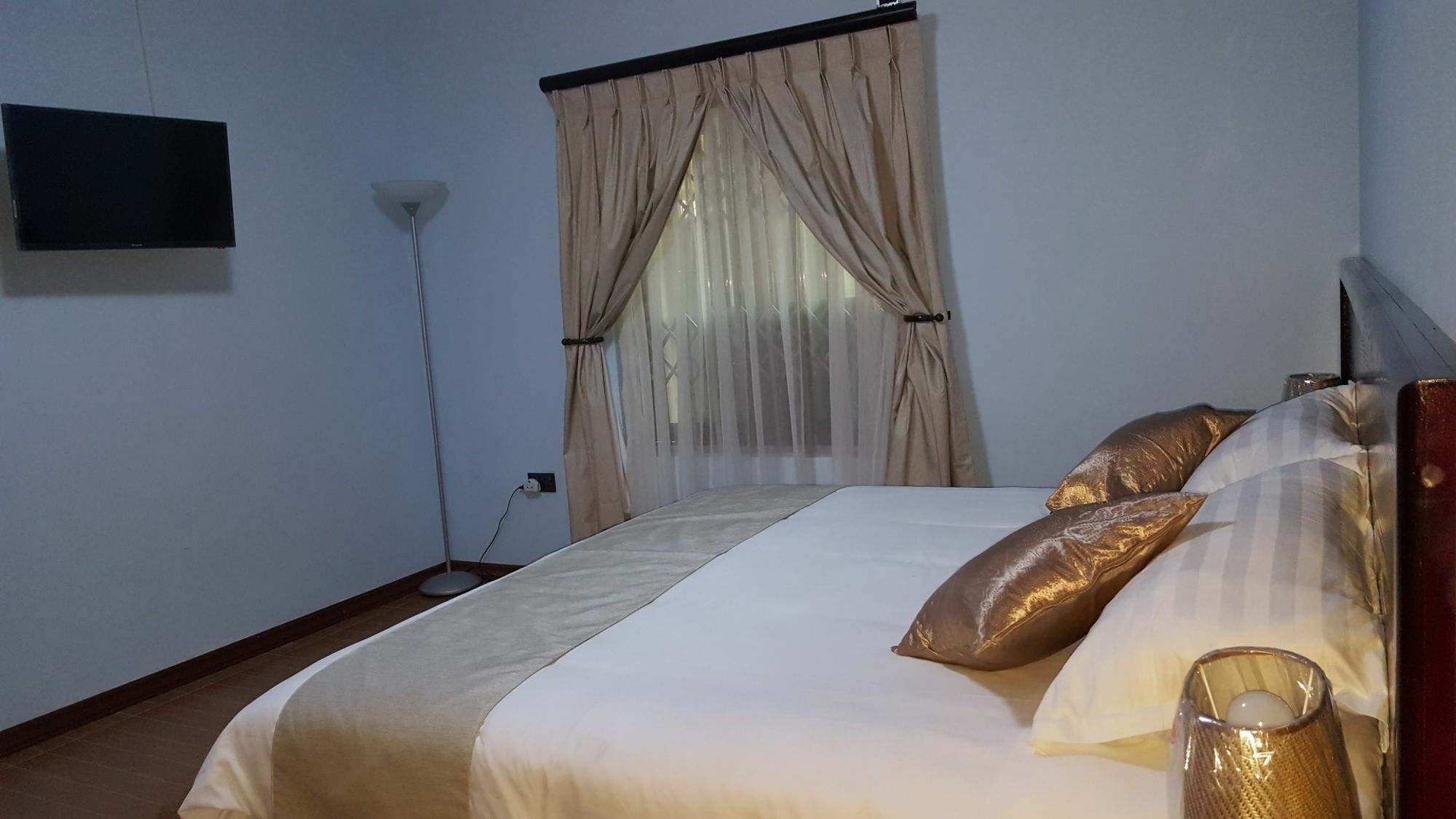 White City Inn Gaborone Esterno foto